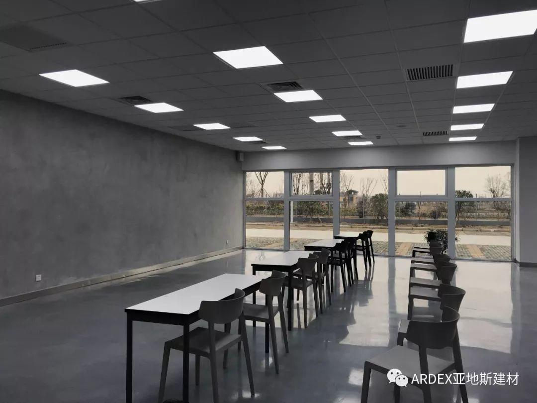 報名預(yù)約:百人高檔多功能培訓(xùn)教室\會議室\展廳可供出租 報名預(yù)約:百人高檔多功能培訓(xùn)教室\會議室\展廳可供出租