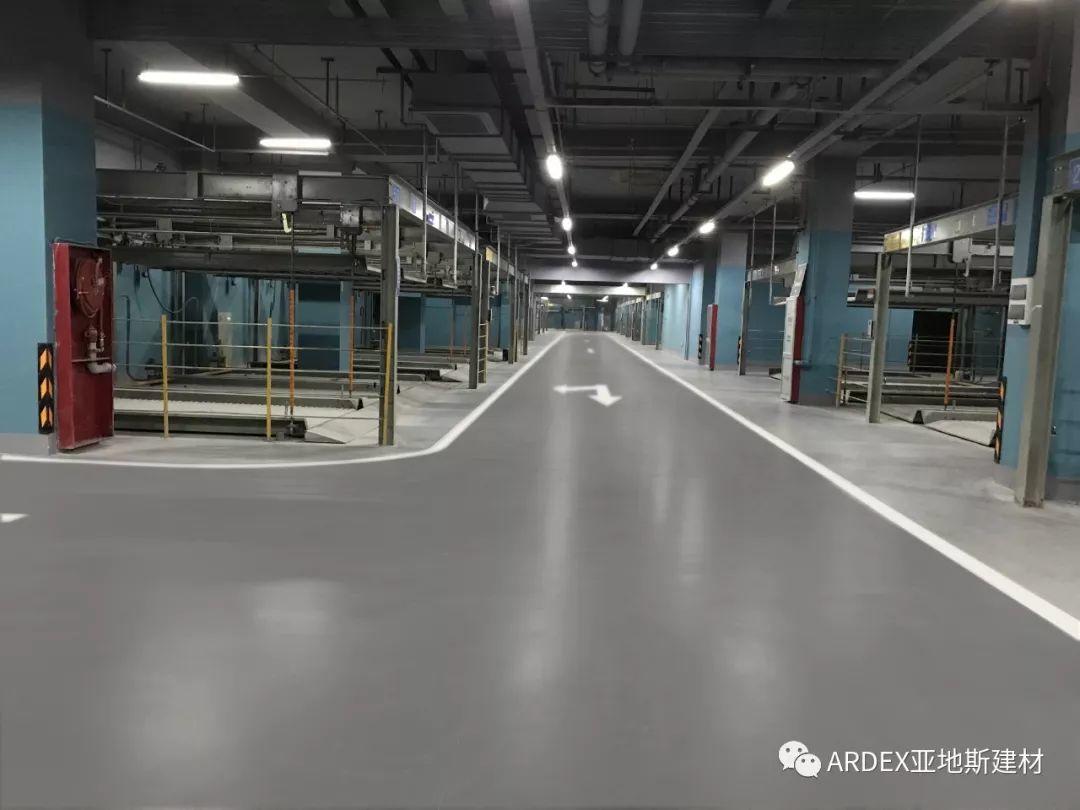 體驗升級！本色水泥基自流平系統(tǒng)重塑2萬平地下車庫，不僅僅是感官